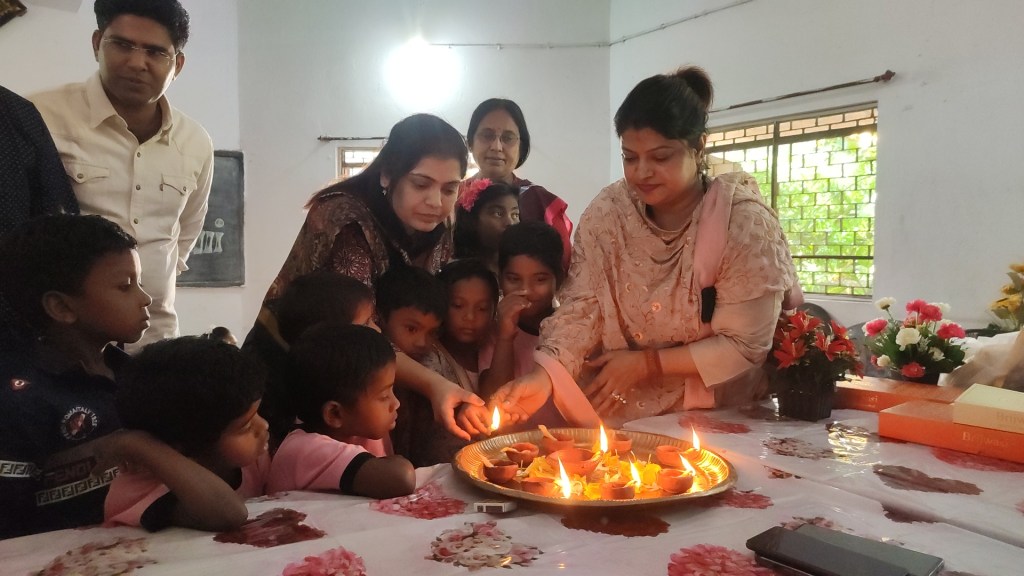 Jamshedpur DC Vijaya Jadhav celebrates Diwali with school kids The