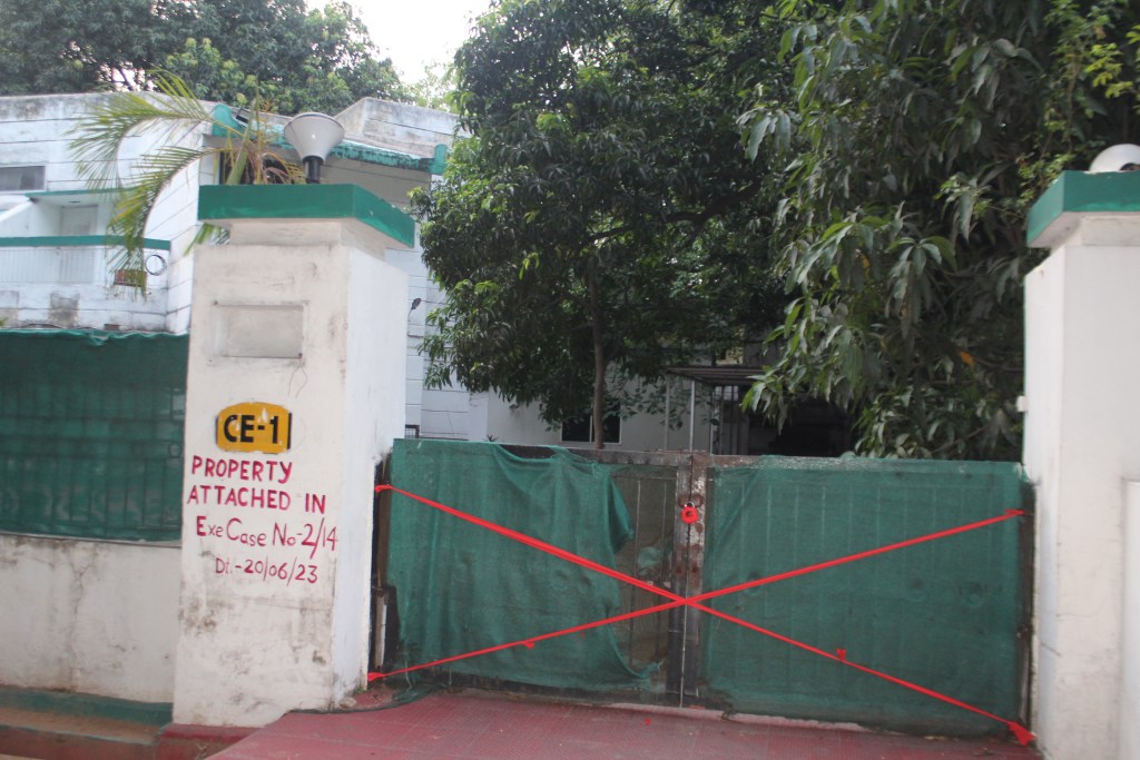 Former SMP chief engineer Birendra Ram's Jamshedpur house sealed after Court's order - Vimarsana News