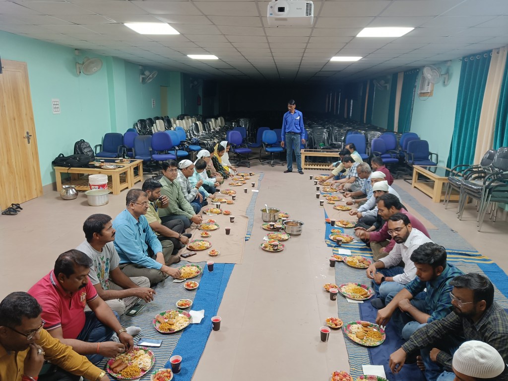 iftar party hosted at rvs college jamshedpur