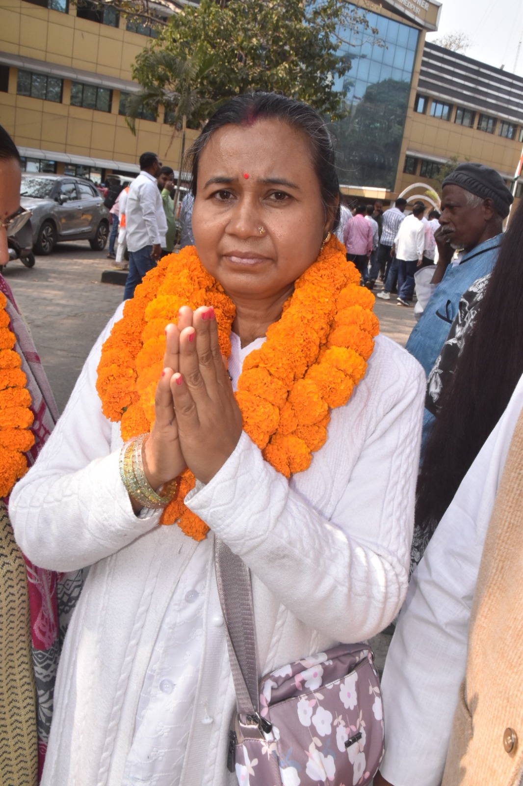 Parvati Rani Pratibha Rani, Parvati Devi file nominations for Mango Mayor post | The ...