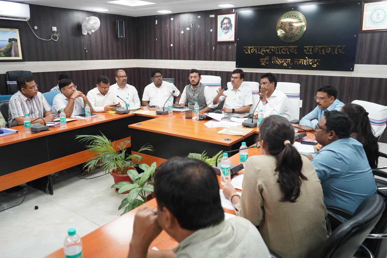 DC Approves 38 Infrastructure Projects, Reviews 139 MLA-MP Schemes