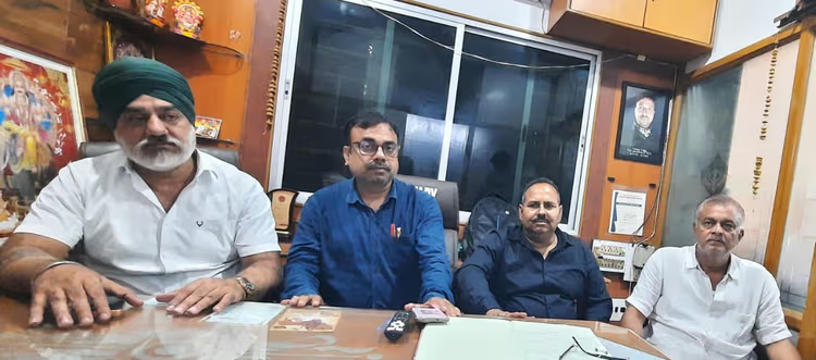 Diesel Shortage: Jamshedpur Transporters Threaten Indefinite Strike from June 20